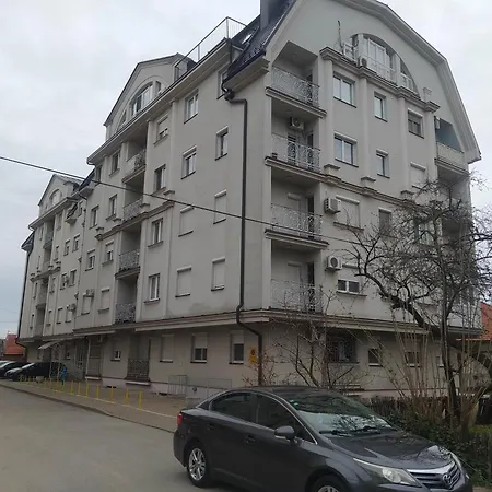 Apartment Centar 1 *